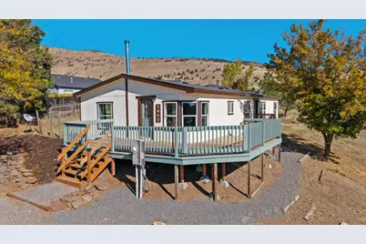 1017 Homedale Road, Klamath Falls, OR 97603 - Photo 2