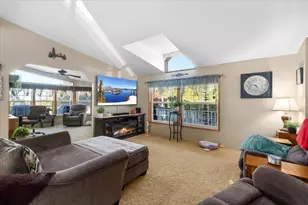 3955 S Stage Rd, Medford, OR 97501 - Photo 10