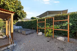 3955 S Stage Rd, Medford, OR 97501 - Photo 4