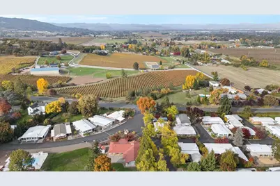 3955 S Stage Road # 90, Medford, OR 97501 - Photo 40