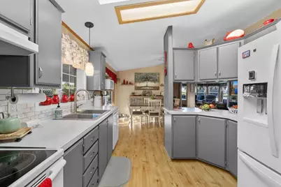 3955 S Stage Road # 90, Medford, OR 97501 - Photo 18