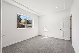 147 SE 16th St, Madras, OR 97741 - Photo 22