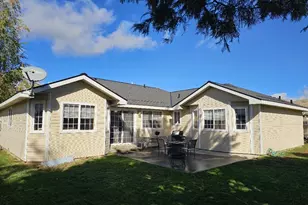 3919 Monrovia Way, Klamath Falls, OR 97603 - Photo 4