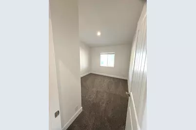 4601 S Pacific Highway #UNIT 18, Phoenix, OR 97535 - Photo 18