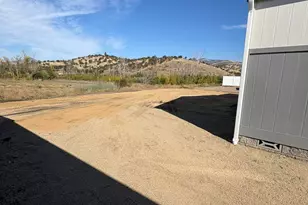 4601 S Pacific Hwy, Phoenix, OR 97535 - Photo 22