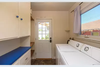 832 Dakota Avenue, Medford, OR 97501 - Photo 18