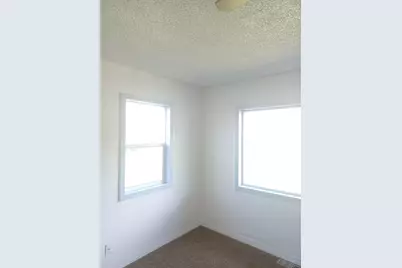 806 N 2nd Street, Klamath Falls, OR 97601 - Photo 14