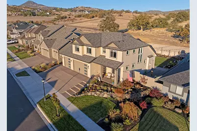 561 Autumn Hills Drive, Medford, OR 97504 - Photo 6