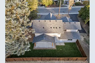 1736 Drury Lane, Grants Pass, OR 97527 - Photo 44