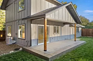 1736 Drury Ln, Grants Pass, OR 97527 - Photo 48