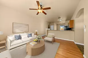 822 NE Hidden Valley Dr, Bend, OR 97701 - Photo 4