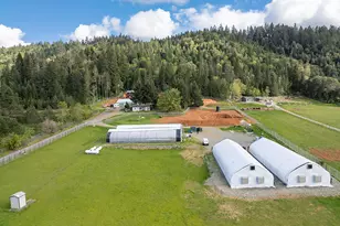 321 N Frontage Rd, Wolf Creek, OR 97497 - Photo 4