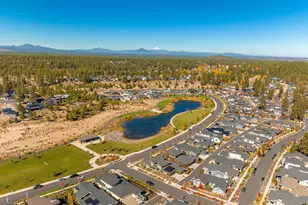 2379 NW Drouillard Ave, Bend, OR 97703 - Photo 42