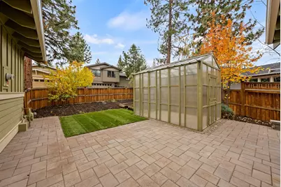 2379 NW Drouillard Avenue, Bend, OR 97703 - Photo 34