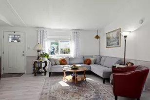 555 Freeman Rd, Central Point, OR 97502 - Photo 8