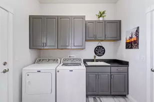 1753 NW Cliffside Way, Redmond, OR 97756 - Photo 16