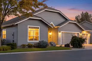 1753 NW Cliffside Way, Redmond, OR 97756 - Photo 4