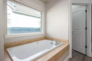 61847 SE 27th St, Bend, OR 97702 - Photo 32