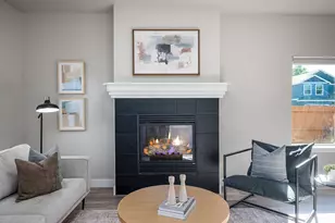 61847 SE 27th St, Bend, OR 97702 - Photo 2