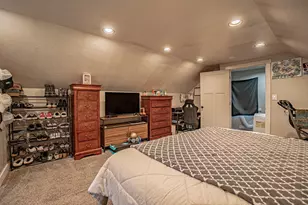 512 N Holly St, Medford, OR 97501 - Photo 12