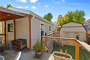 1055 N Fifth St, Jacksonville, OR 97530 - Photo 16