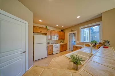 617 SW Peak View Place, Bend, OR 97702 - Photo 18