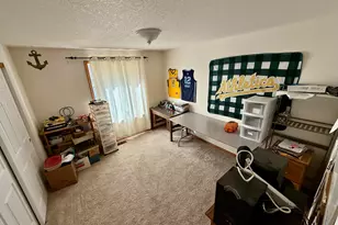 1452 NW 101st St, Redmond, OR 97756 - Photo 8