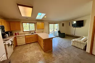 1452 NW 101st St, Redmond, OR 97756 - Photo 6