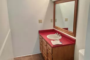 1690 NE Beacon Dr, Grants Pass, OR 97526 - Photo 18