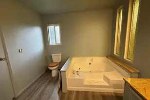 4000 Round Lake Rd, Klamath Falls, OR 97601 - Photo 20