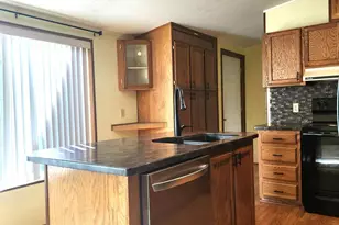 1001 SE 15th St, Bend, OR 97702 - Photo 8