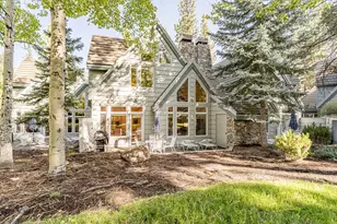 57022 Peppermill Cir, Sunriver, OR 97707 - Photo 2