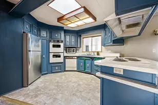 60999 Sugarbush Ln, Bend, OR 97702 - Photo 16