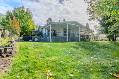 20455 Highway 62, Shady Cove, OR 97539 - Photo 46