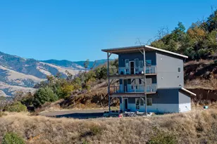 3152 Siskiyou Blvd, Ashland, OR 97520 - Photo 2