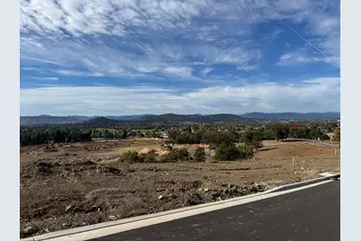 455 Pinnacle Ridge #76, Eagle Point, OR 97524 - Photo 12