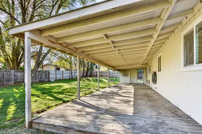 1400 Avocado Lane, Medford, OR 97504 - Photo 28