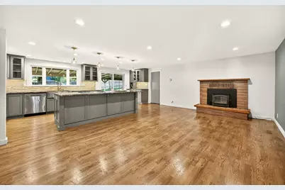 1400 Avocado Lane, Medford, OR 97504 - Photo 8