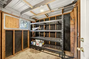 1400 Avocado Ln, Medford, OR 97504 - Photo 30