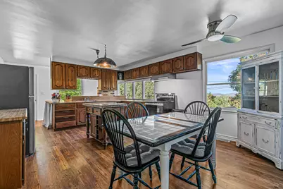 2500 Capital Avenue, Medford, OR 97504 - Photo 16