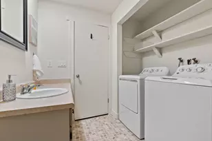 61450 Little John Ln, Bend, OR 97702 - Photo 20