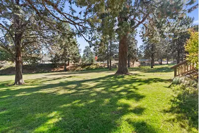 61450 Little John Lane, Bend, OR 97702 - Photo 26