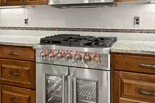 3681 Windgate St, Medford, OR 97504 - Photo 10