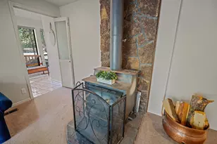 57485 Newberry Ln, Sunriver, OR 97707 - Photo 8