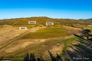 766 Meridian Rd, Eagle Point, OR 97524 - Photo 4