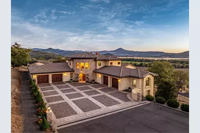 766 Meridian Road, Eagle Point, OR 97524 - Photo 1