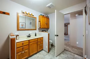 14870 S Sugar Pine Way, La Pine, OR 97739 - Photo 16