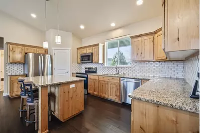 284 Timothy Drive, Culver, OR 97734 - Photo 6