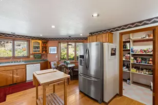 66001 Waldron Trail, Bend, OR 97703 - Photo 14