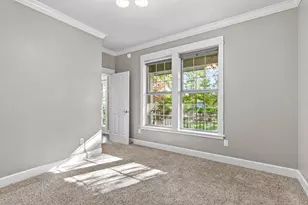 245 Jackson Creek Dr, Jacksonville, OR 97530 - Photo 16